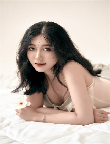 从技术角度看独立电影朋友永远是朋友：无人机拍摄的行业领先的技术实践 为艺术创作提供更多可能